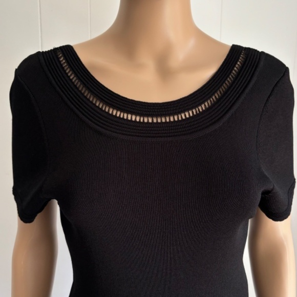 RW&Co medium weight midi black short sleeve dress with cutout collar size M - Picture 3 of 13